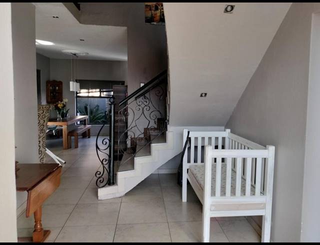 4 BEDROOM PROPERTY TO RENT IN PIERRE VAN RYNEVELD